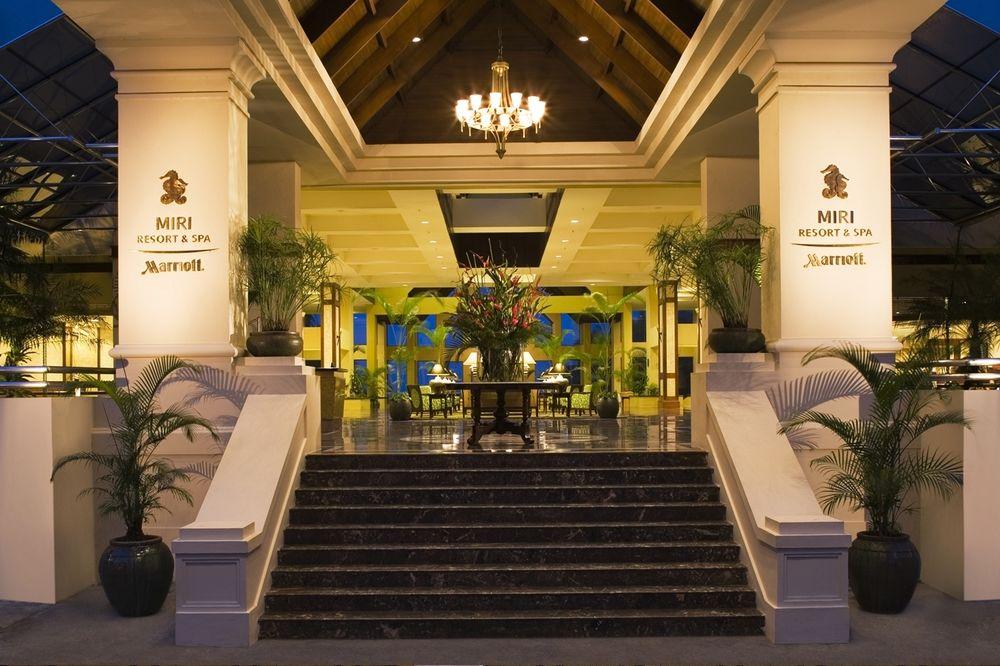 Miri Marriott Resort & Spa Екстериор снимка Miri Marriott Resort and Spa